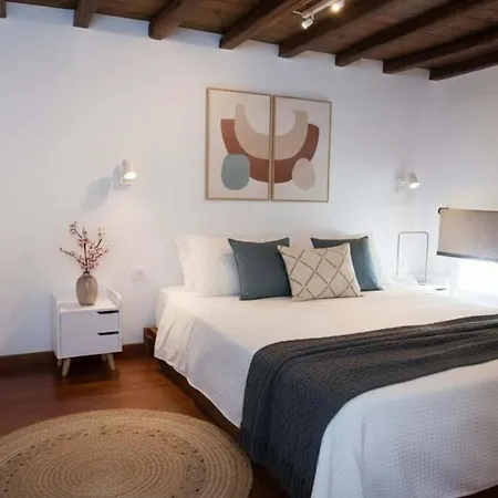 Elegant 2 Bd House With Shared Pool Prázdninový dům Ornos (Mykonos)