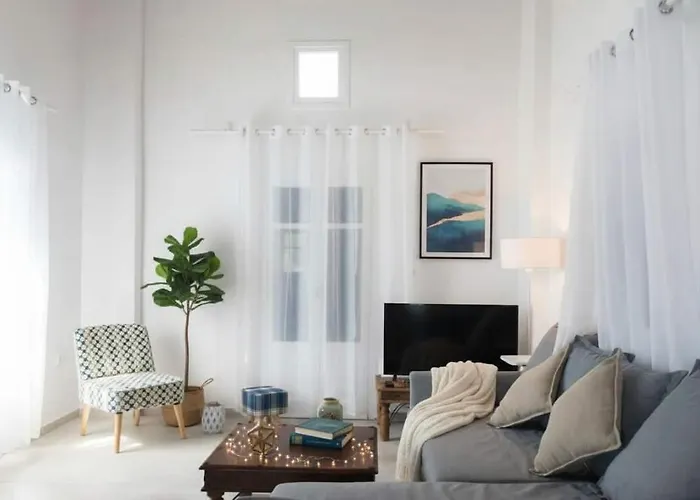 Elegant 2 Bd House With Shared Pool Ornos (Mykonos)