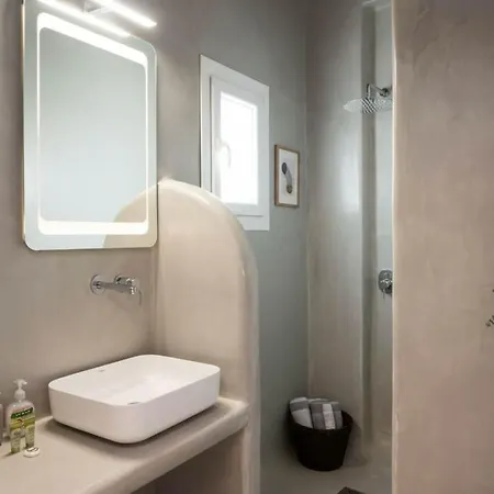 Elegant 2 Bd House With Shared Pool Ornos (Mykonos)