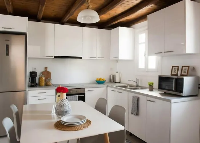 別荘 Elegant 2 Bd House With Shared Pool オルノス