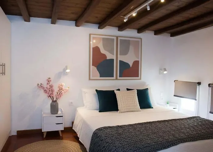 別荘 Elegant 2 Bd House With Shared Pool オルノス